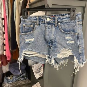 signature8 shorts!! Love these so much just a little too short!! Only worn once!